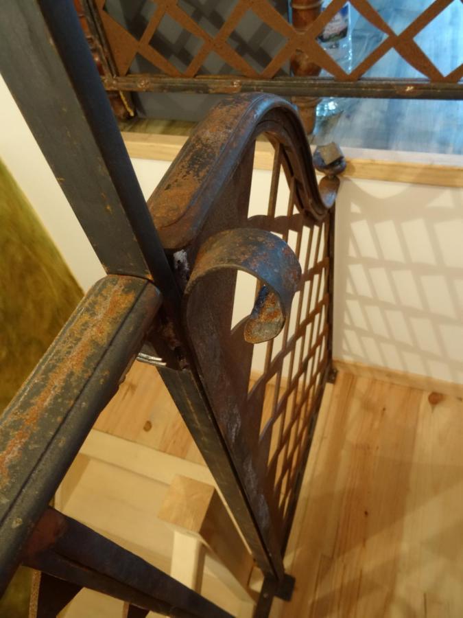 L'Escalier Des Reves Bed and Breakfast Saint-Sauveur-en-Puisaye Exteriör bild